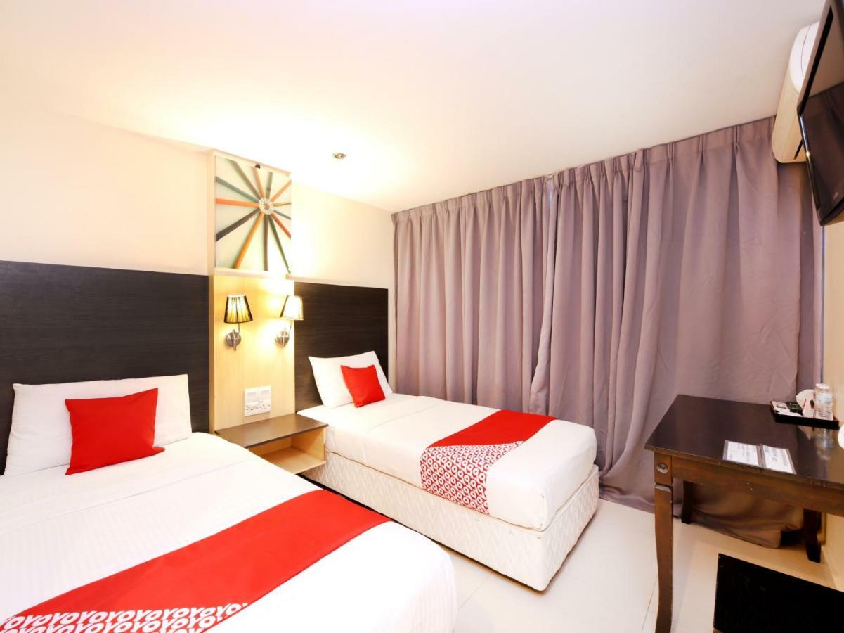 Oyo 786 The Citilite Hotel Kuantan Exterior photo