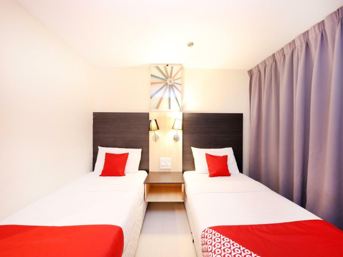 Oyo 786 The Citilite Hotel Kuantan Exterior photo
