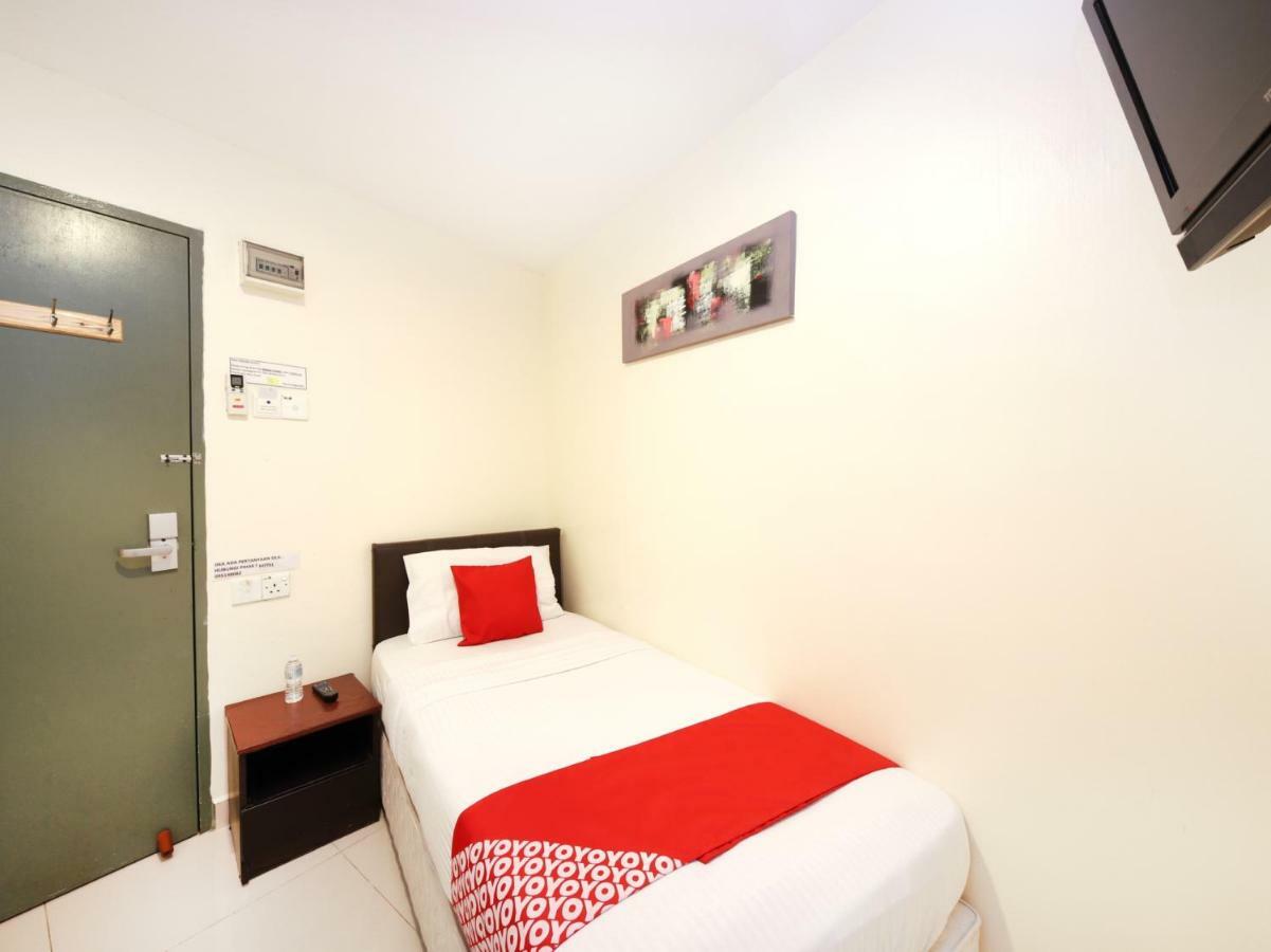 Oyo 786 The Citilite Hotel Kuantan Exterior photo