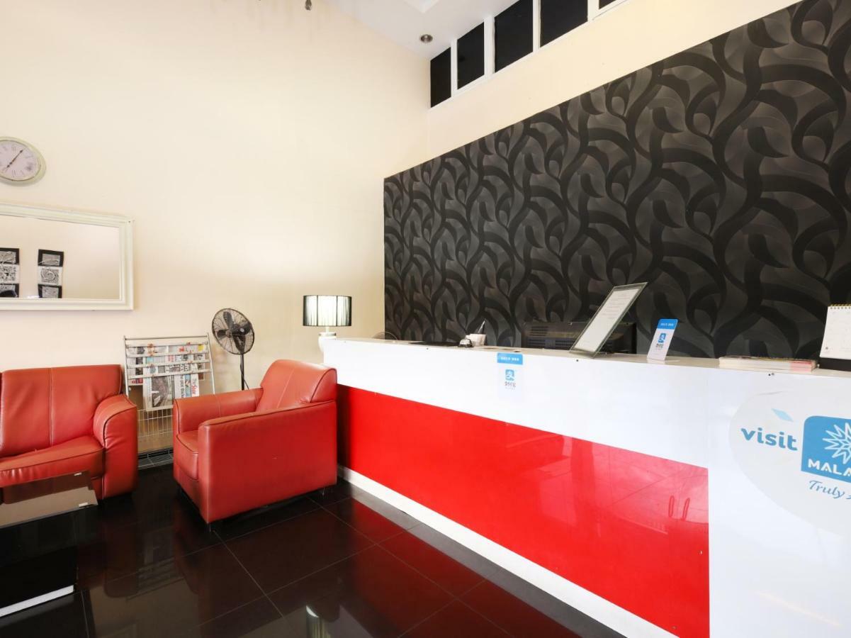 Oyo 786 The Citilite Hotel Kuantan Exterior photo